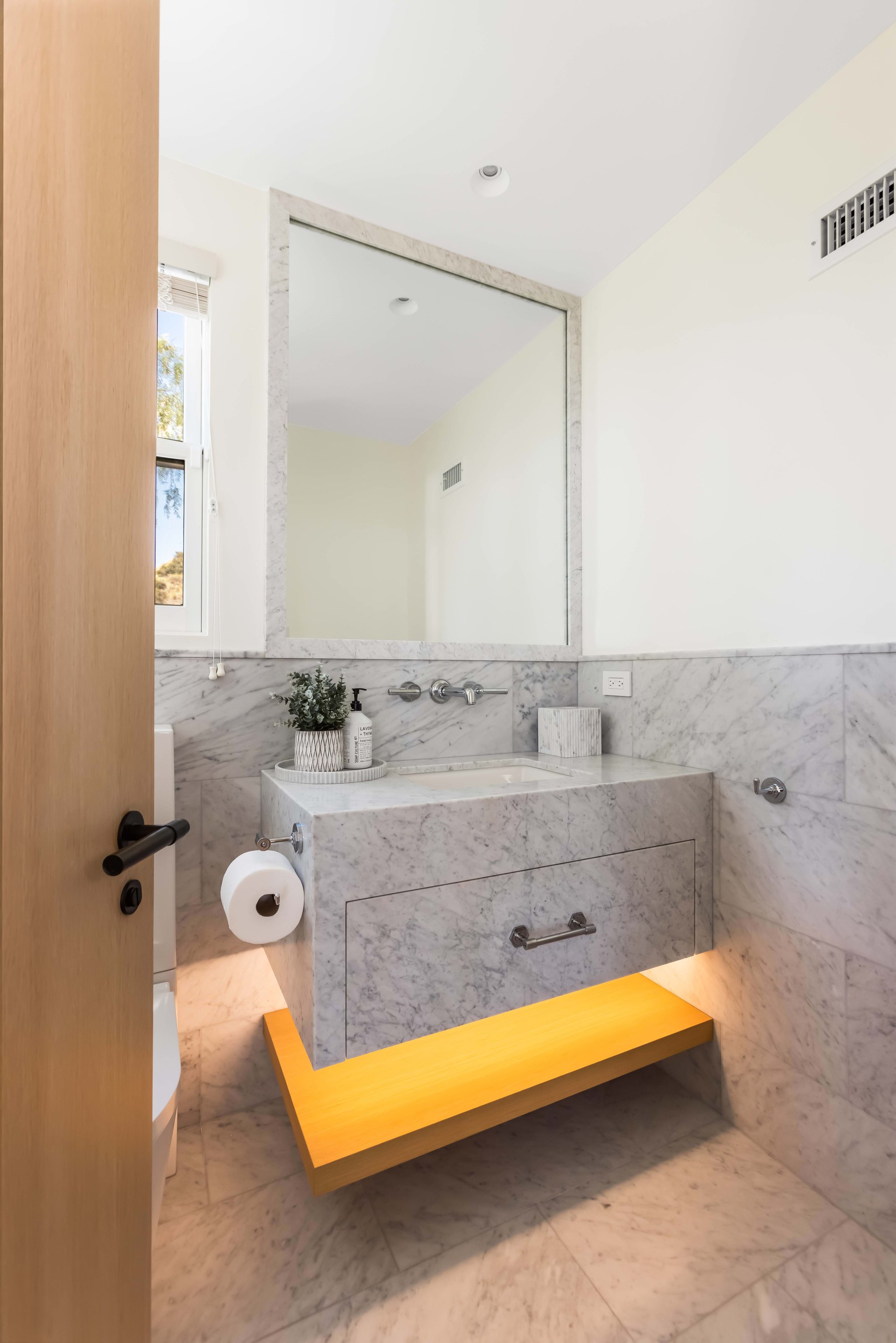 4B/4.5B Malibu Estate with Incredible Ocean Views