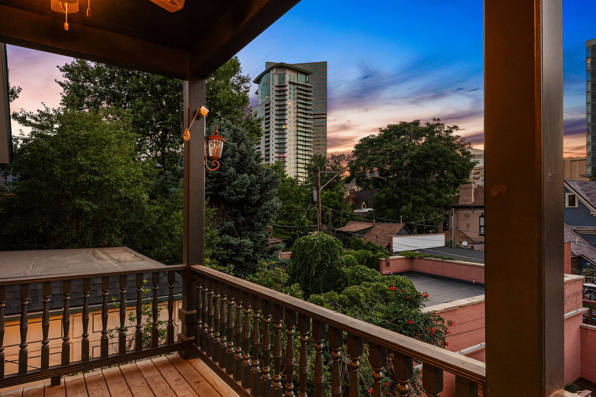2127 Tremont Place