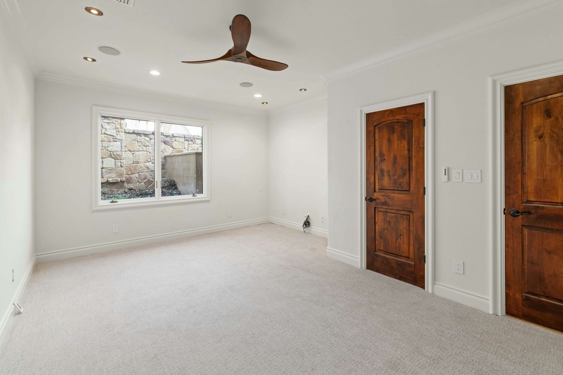 2605 Pearce Road