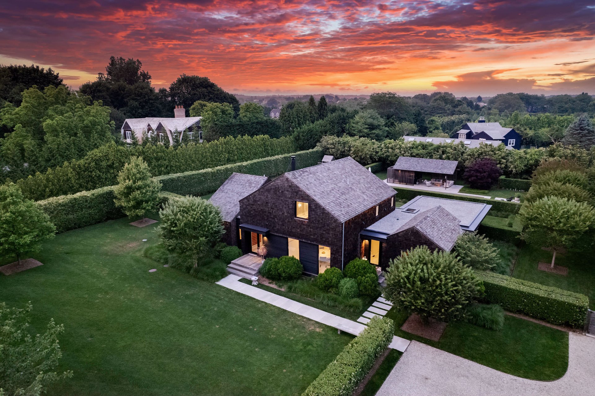 An Icon of Timeless Design in Bridgehampton Farm Country