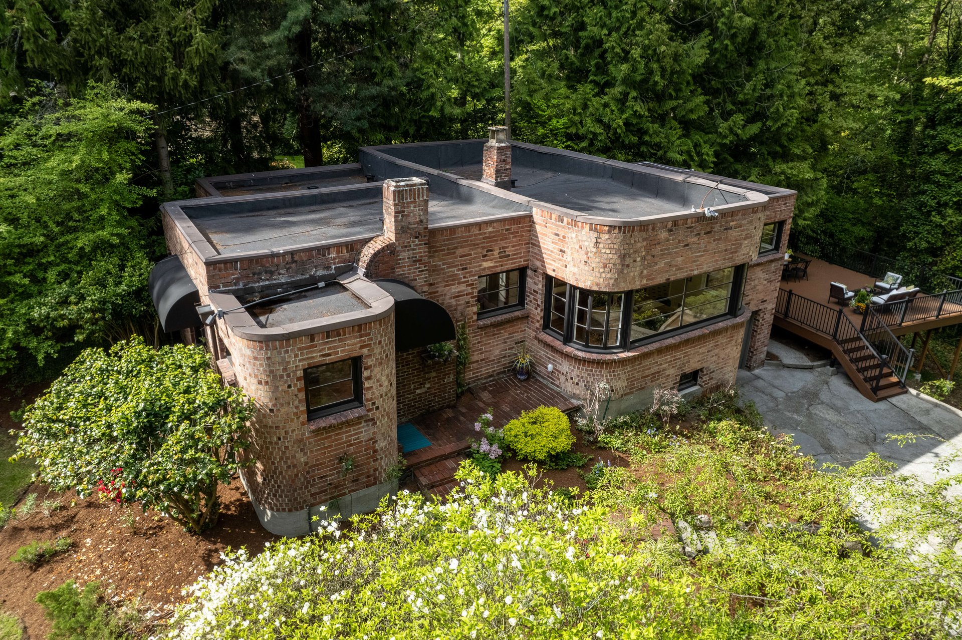 Art Deco Classic in Lake Forest Park
