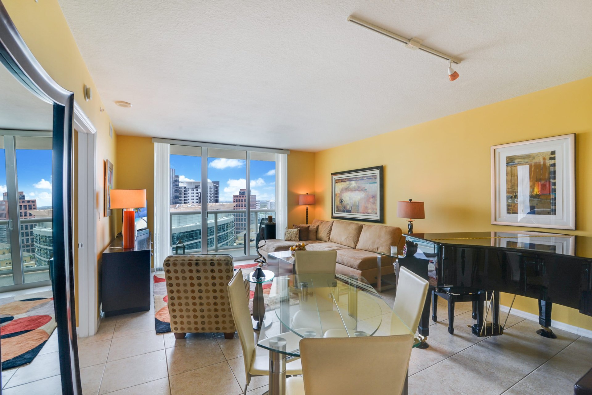 347 N New River Dr E Unit: 2707