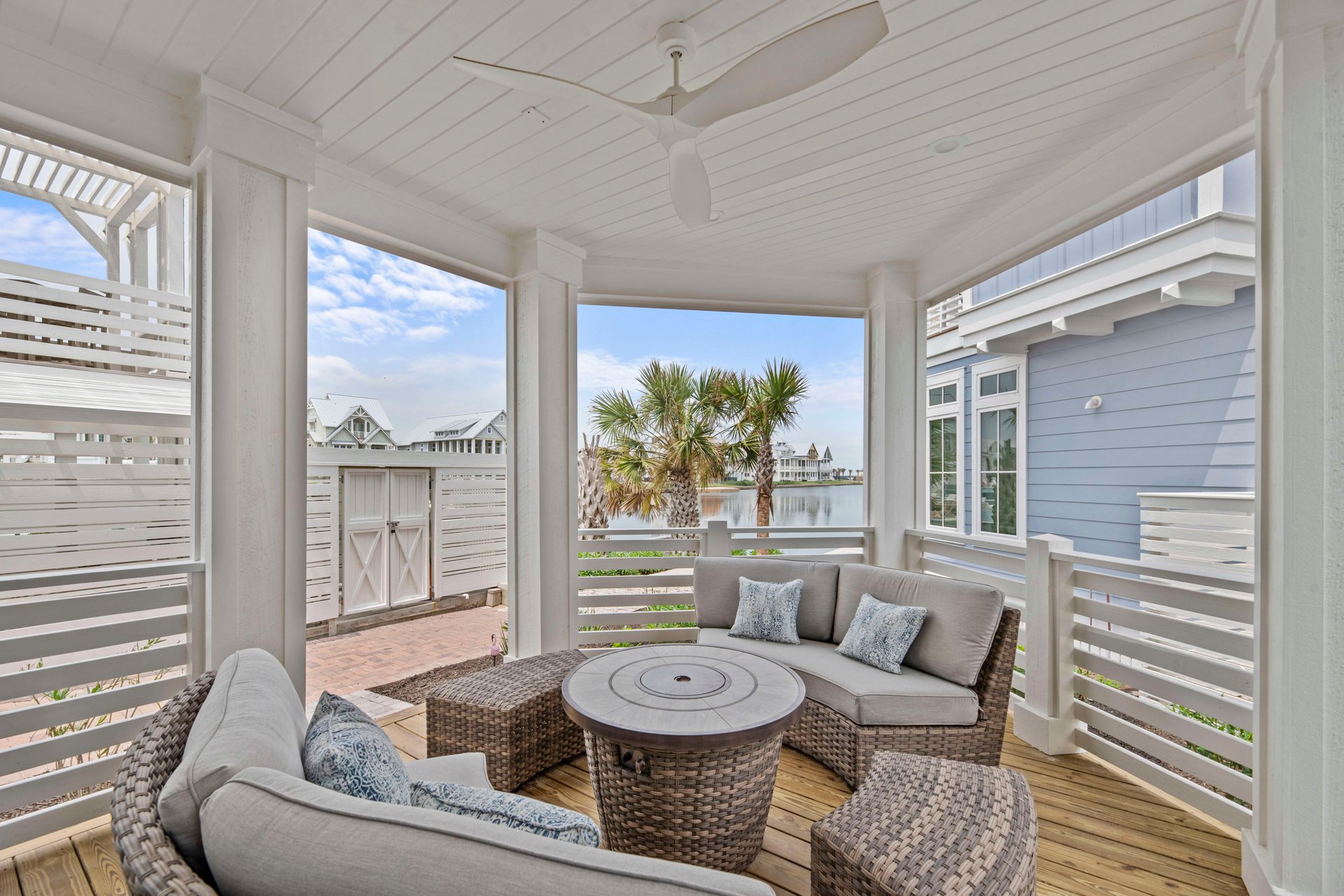 324 Darling Lane, Port Aransas, TX 78373