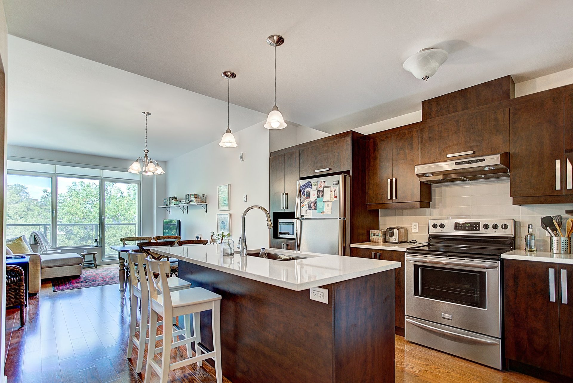 5865 Av. de Monkland, Apt. 302