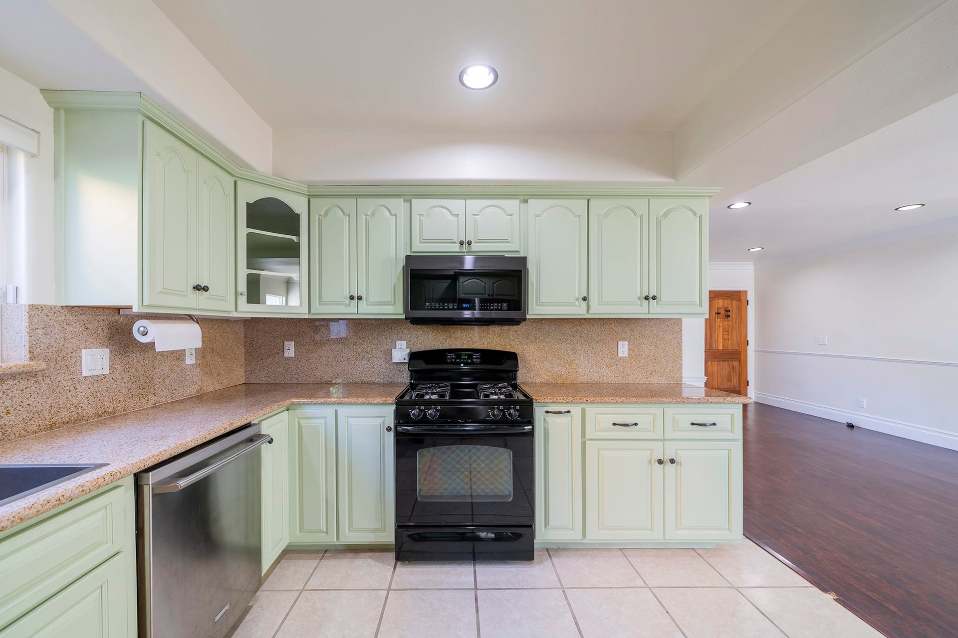 4912 West 115th Street, #A