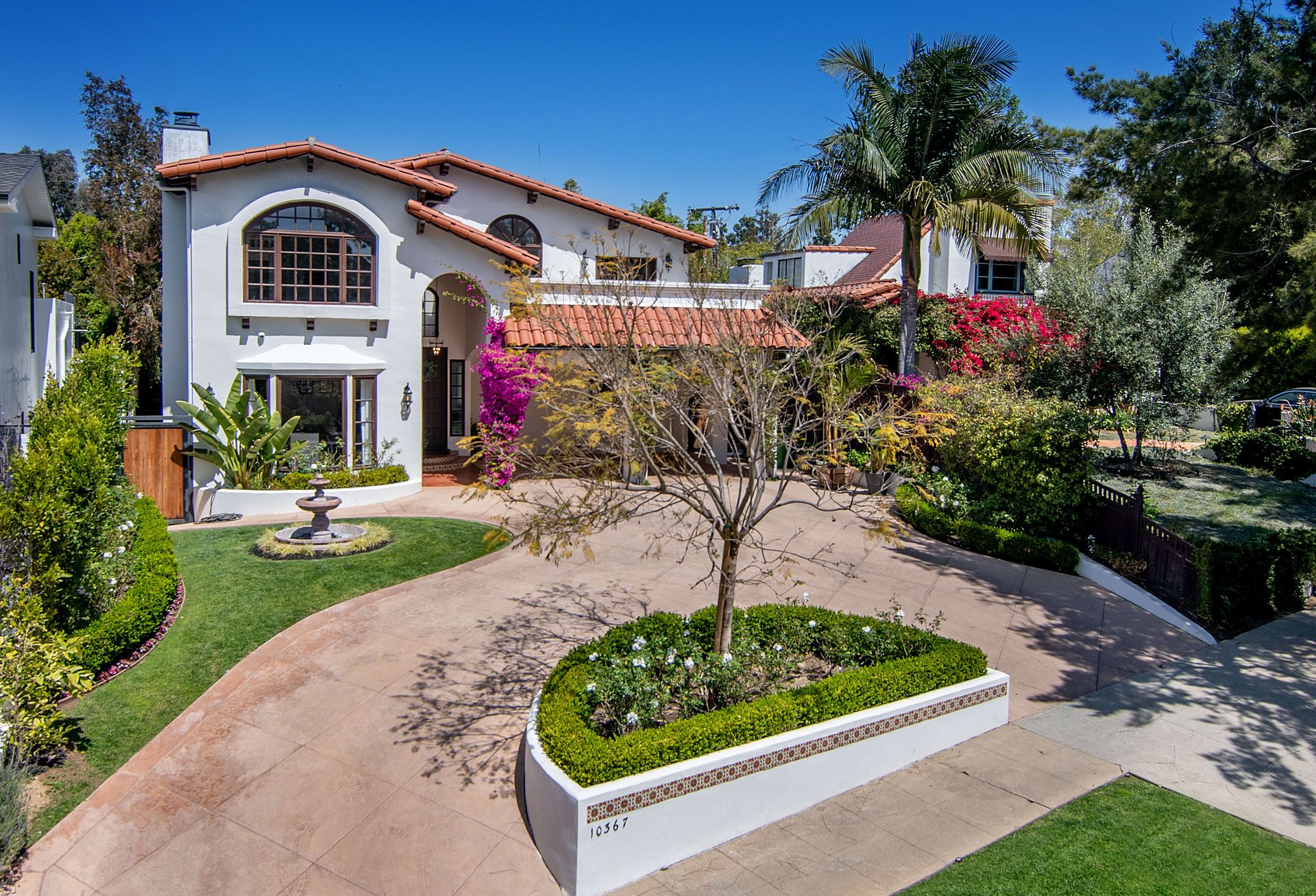 10367 Cheviot Dr