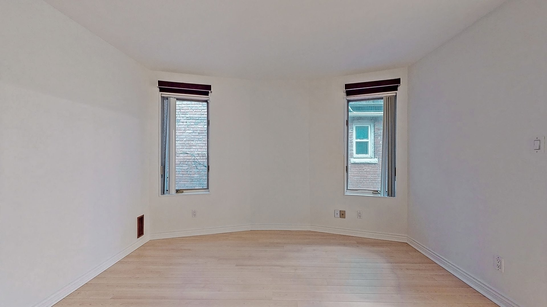 107 Macpherson Ave