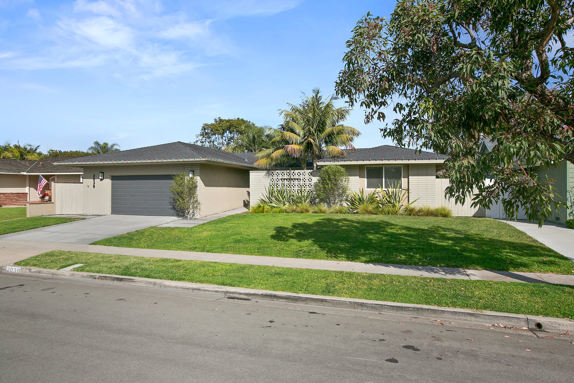 2030 Commodore Rd