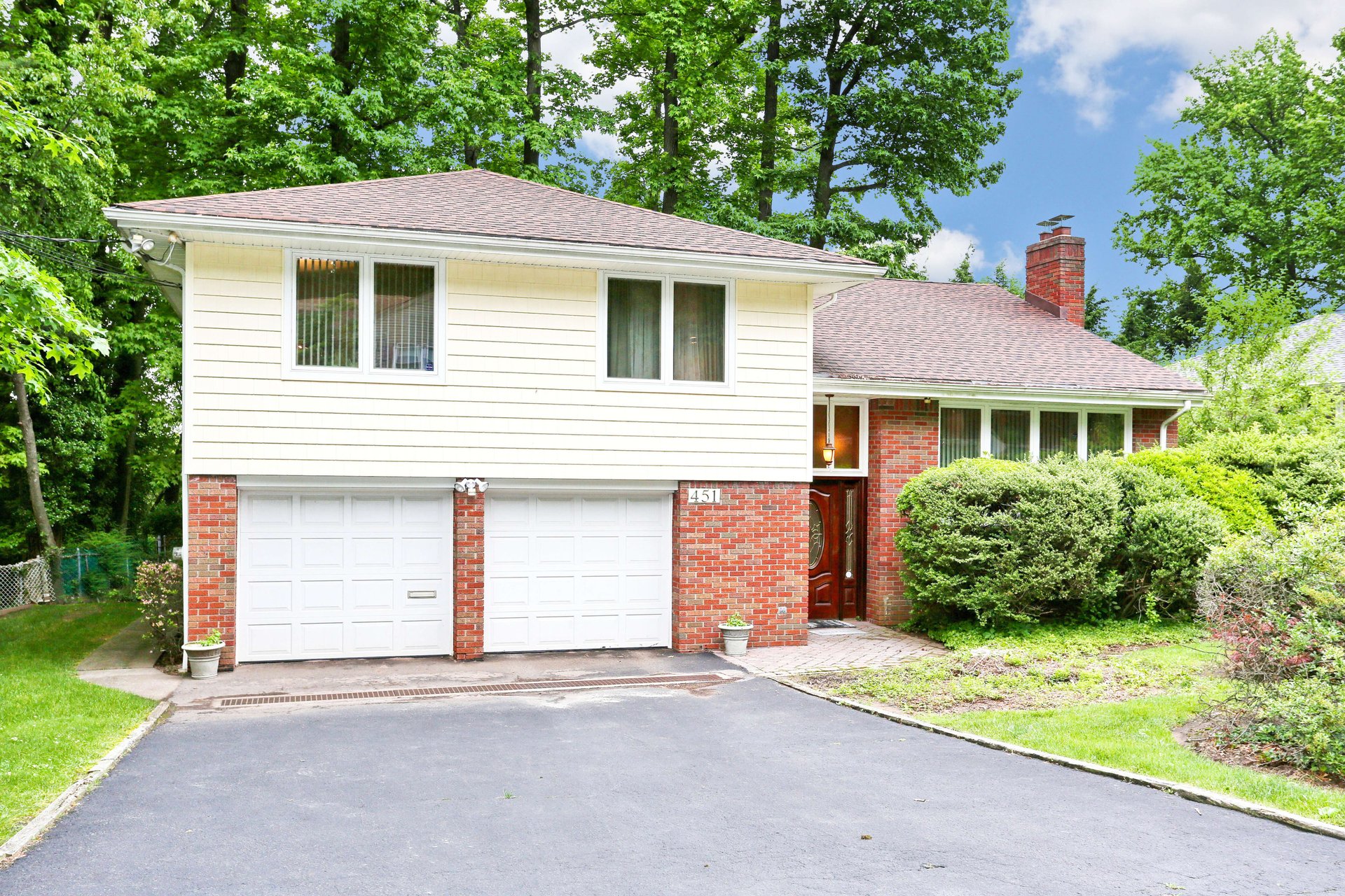 451 Grandview Terrace
