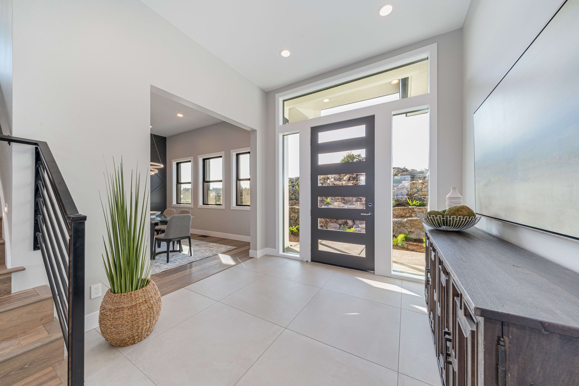 3927 Rincon Ridge Drive