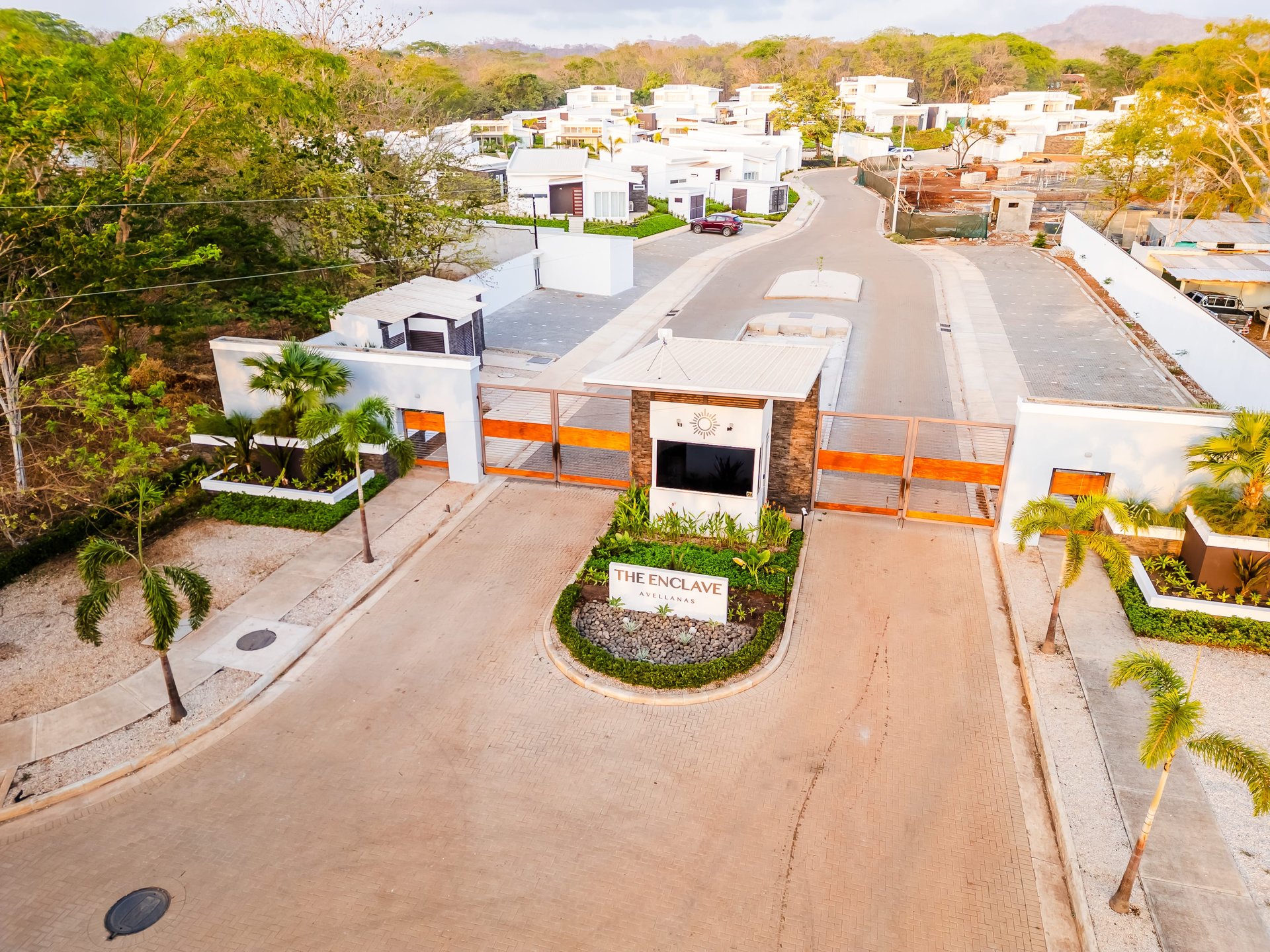 The Enclave | Ultra-Modern 2, 3, 5 Bedroom Villas Located Minutes From the Beach!