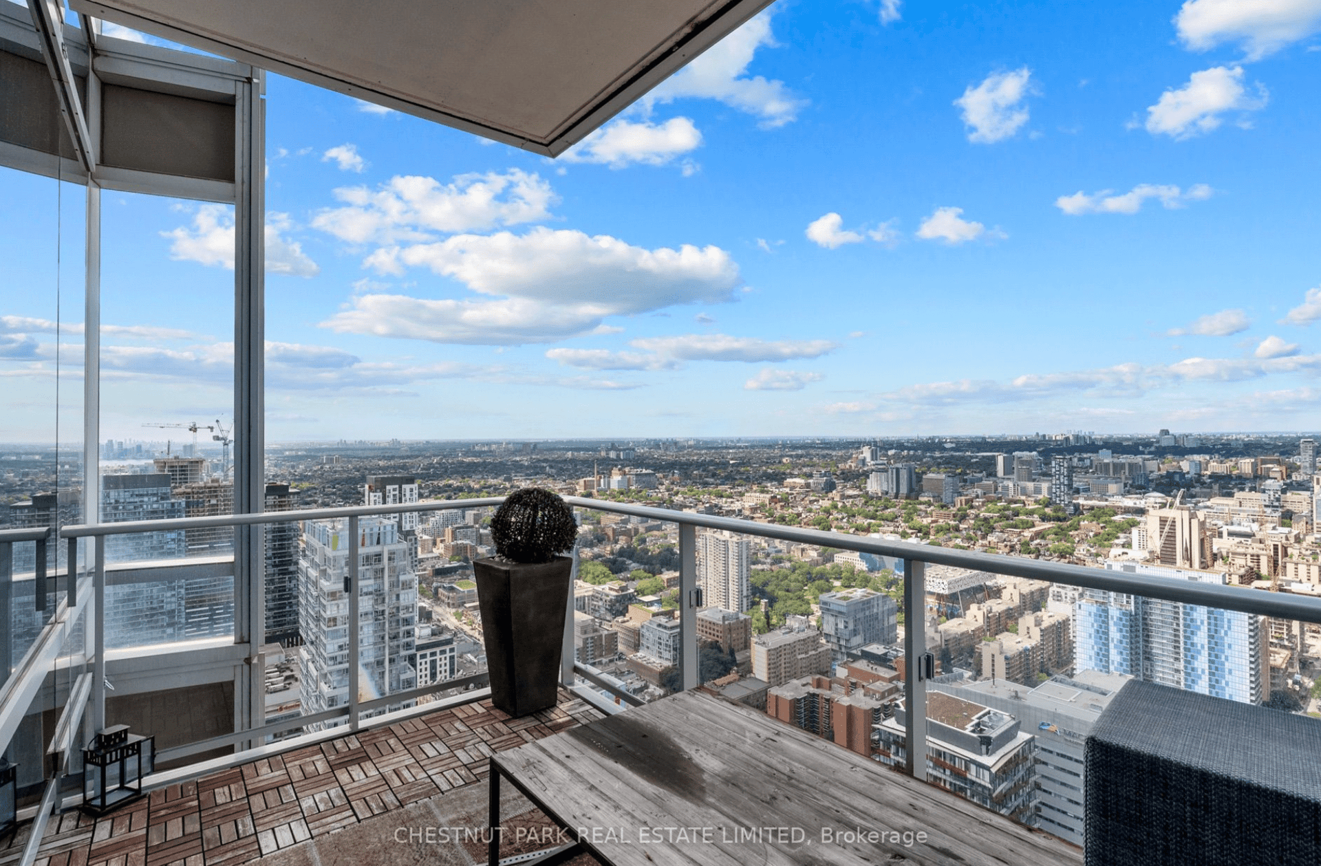 Suite 5203- 180 University Avenue