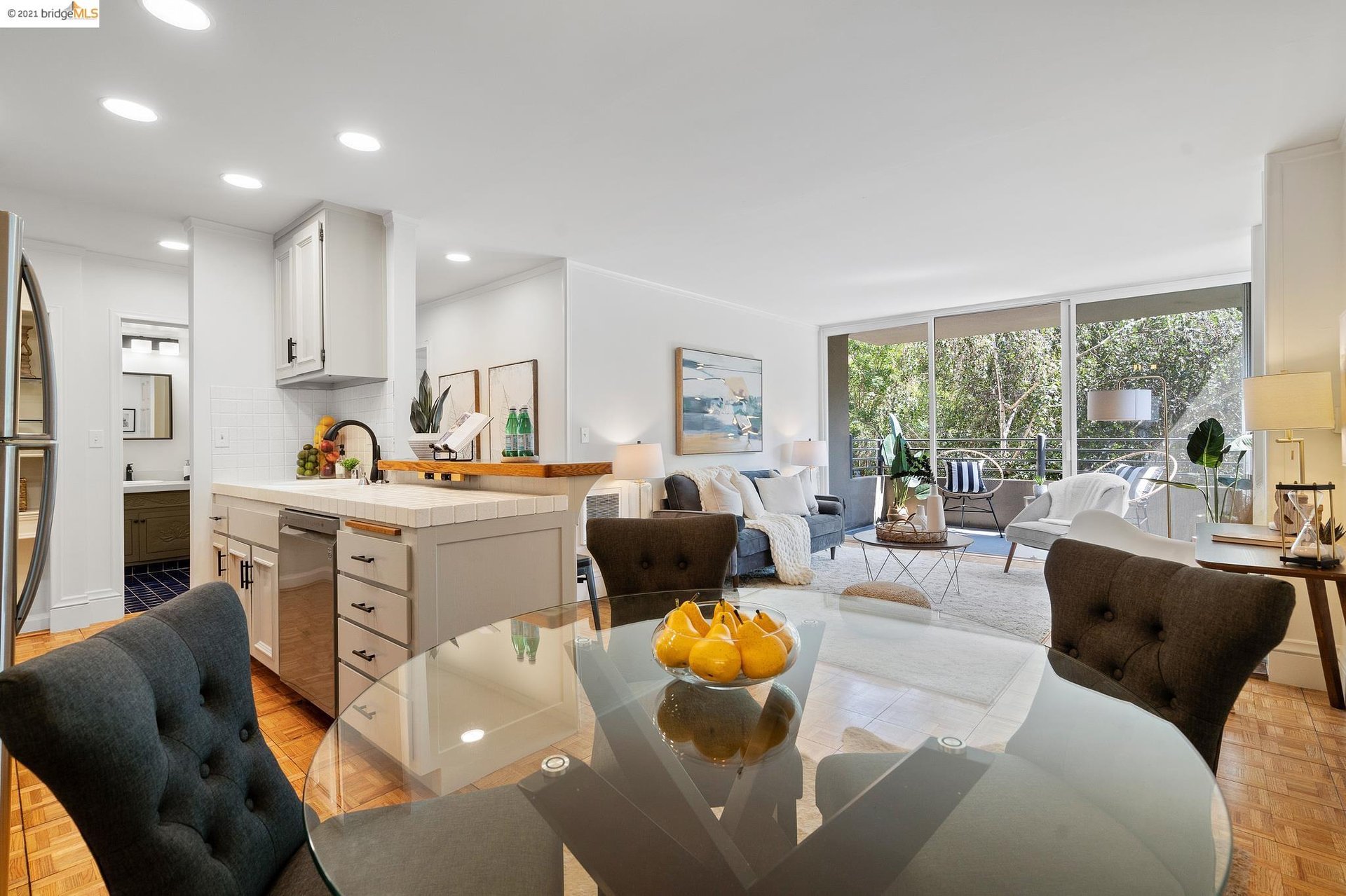 5340 Broadway Ter #204