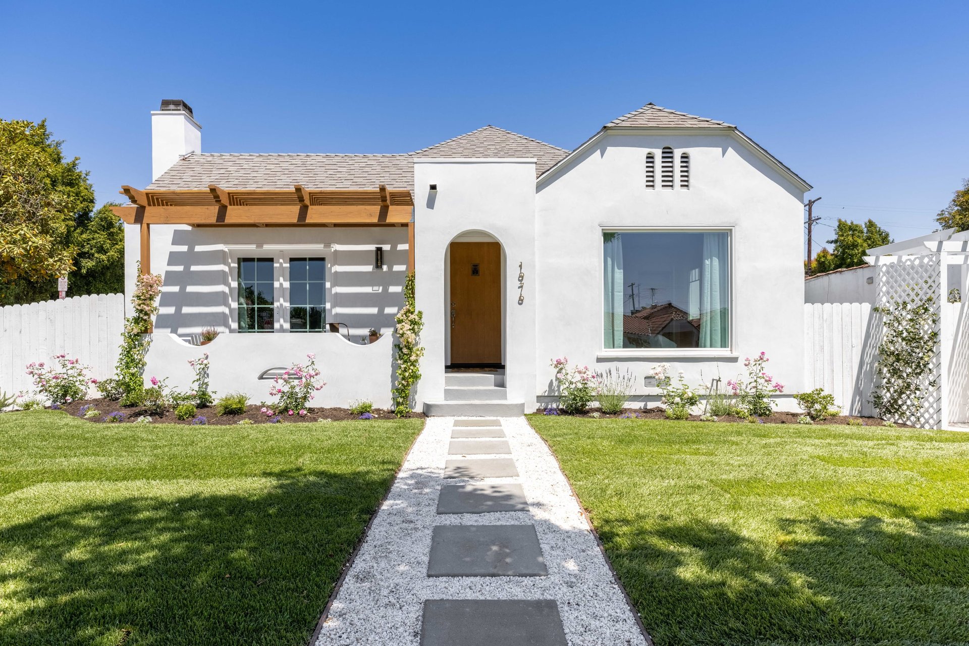 An updated California Bungalow compound in  Los Feliz