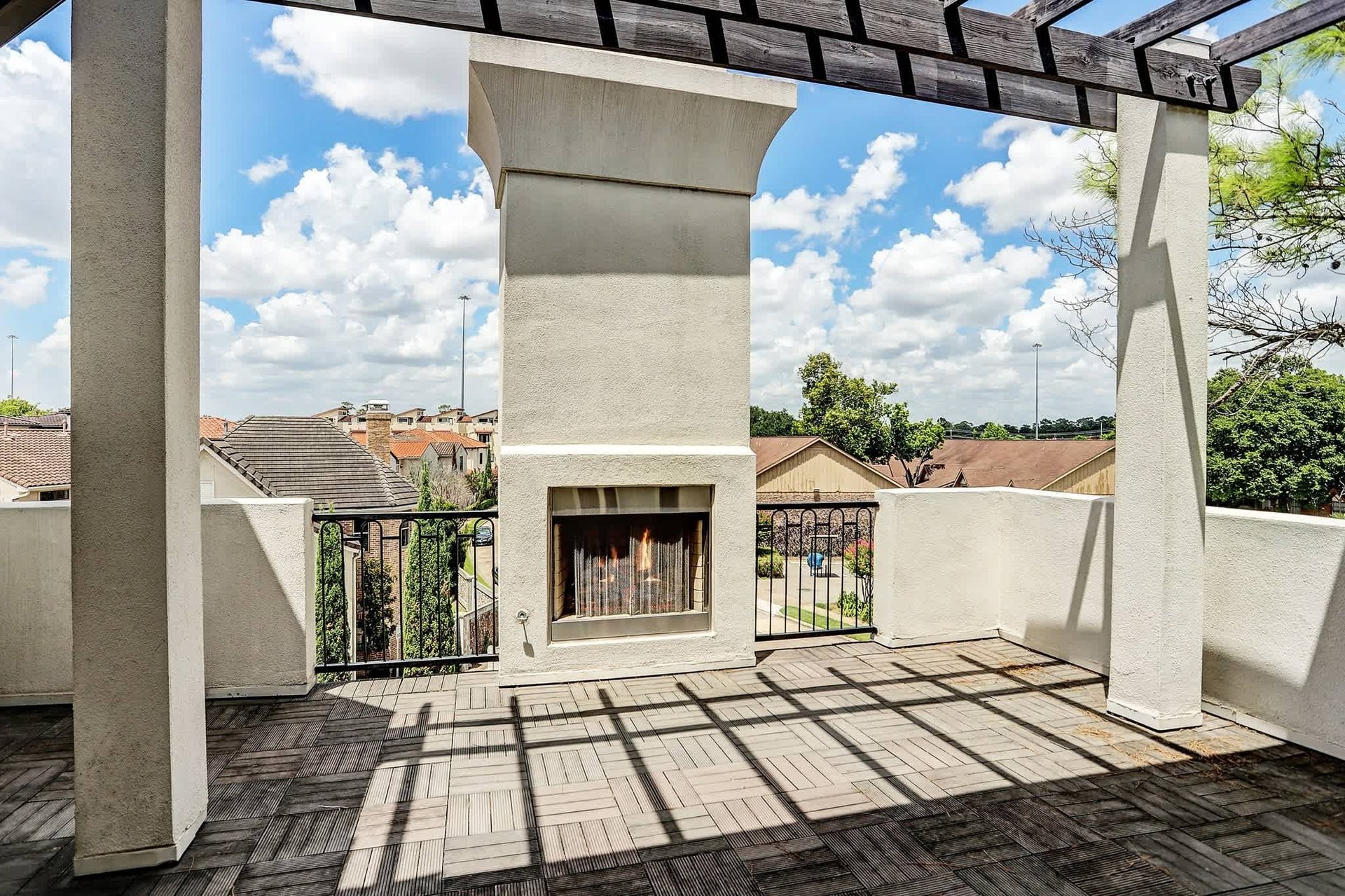 901 Queen Annes Rd