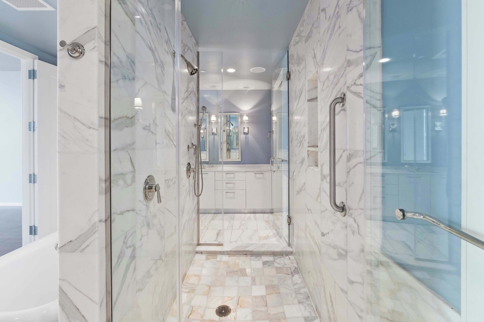 200 Congress Ave #30H 