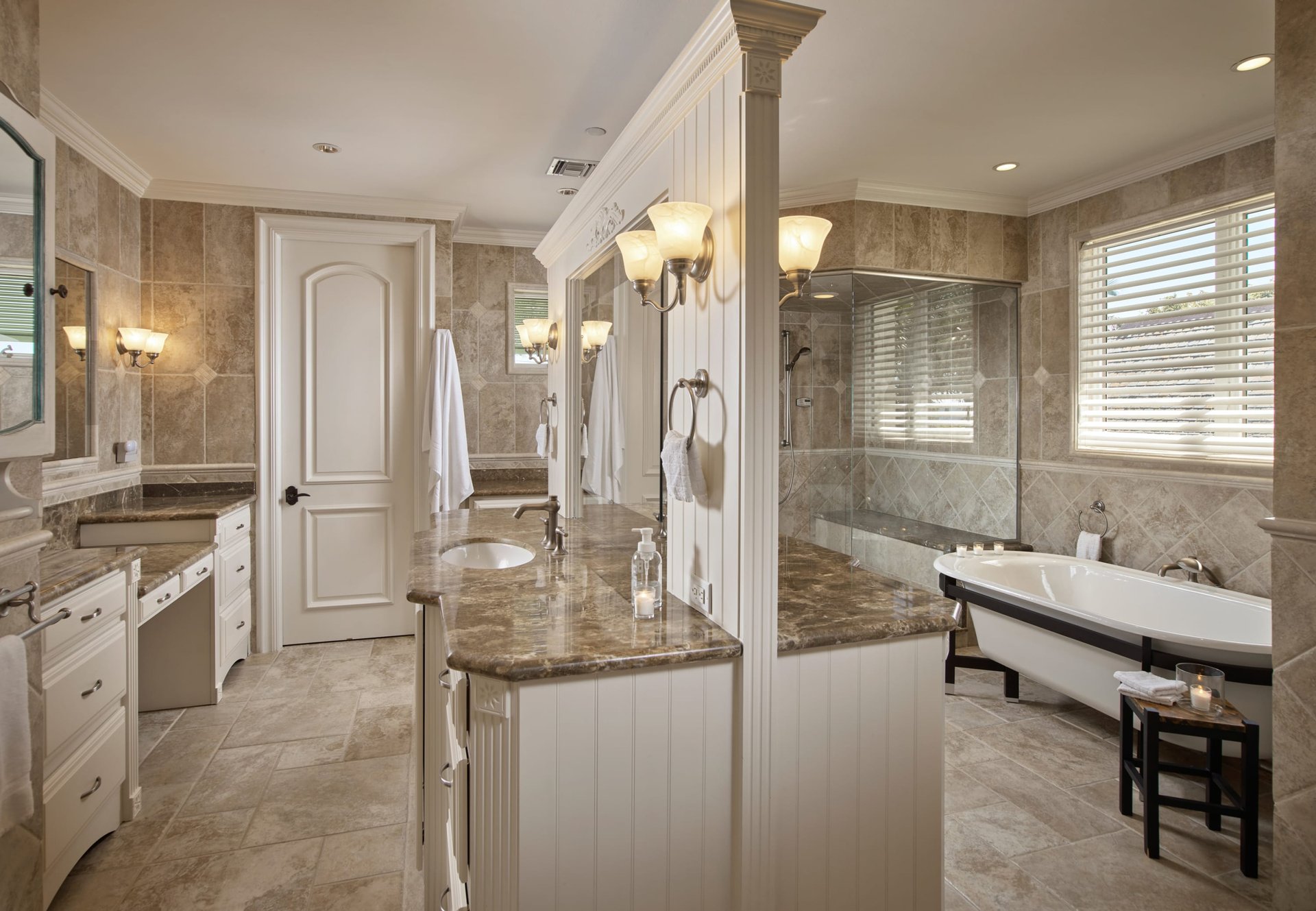 AQUALANE SHORES