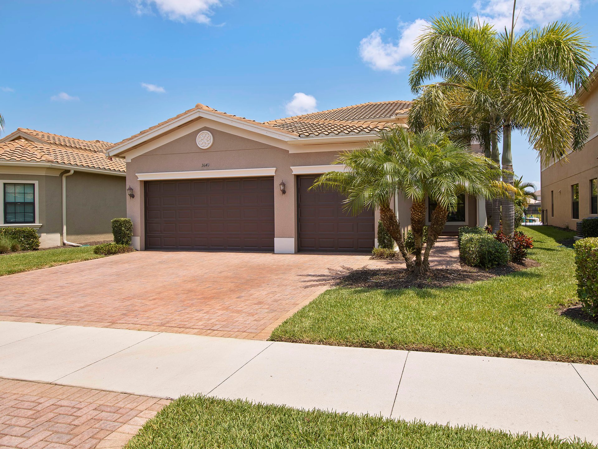 3649 Santaren CT