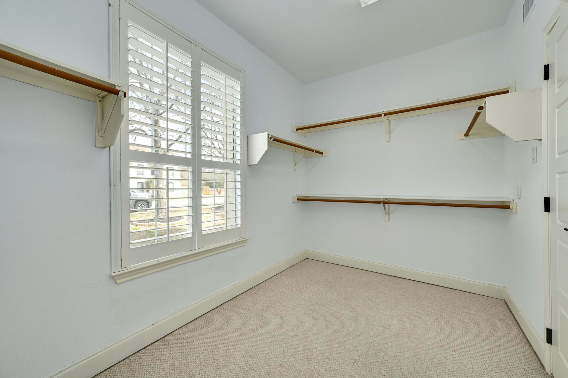 12305 Carlsbad Drive