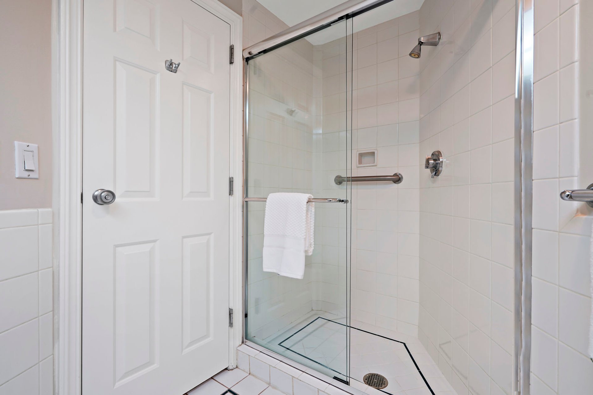 555 Laurel Ave #306