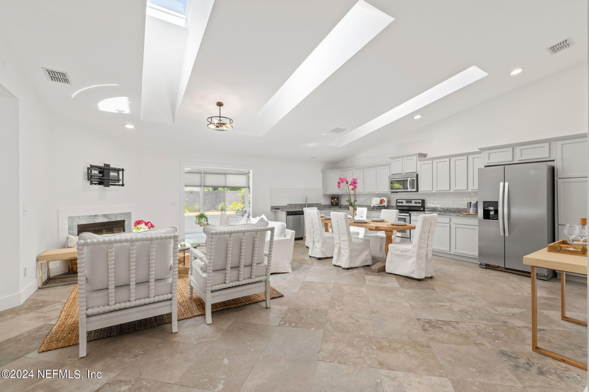 315 PHEASANT Run