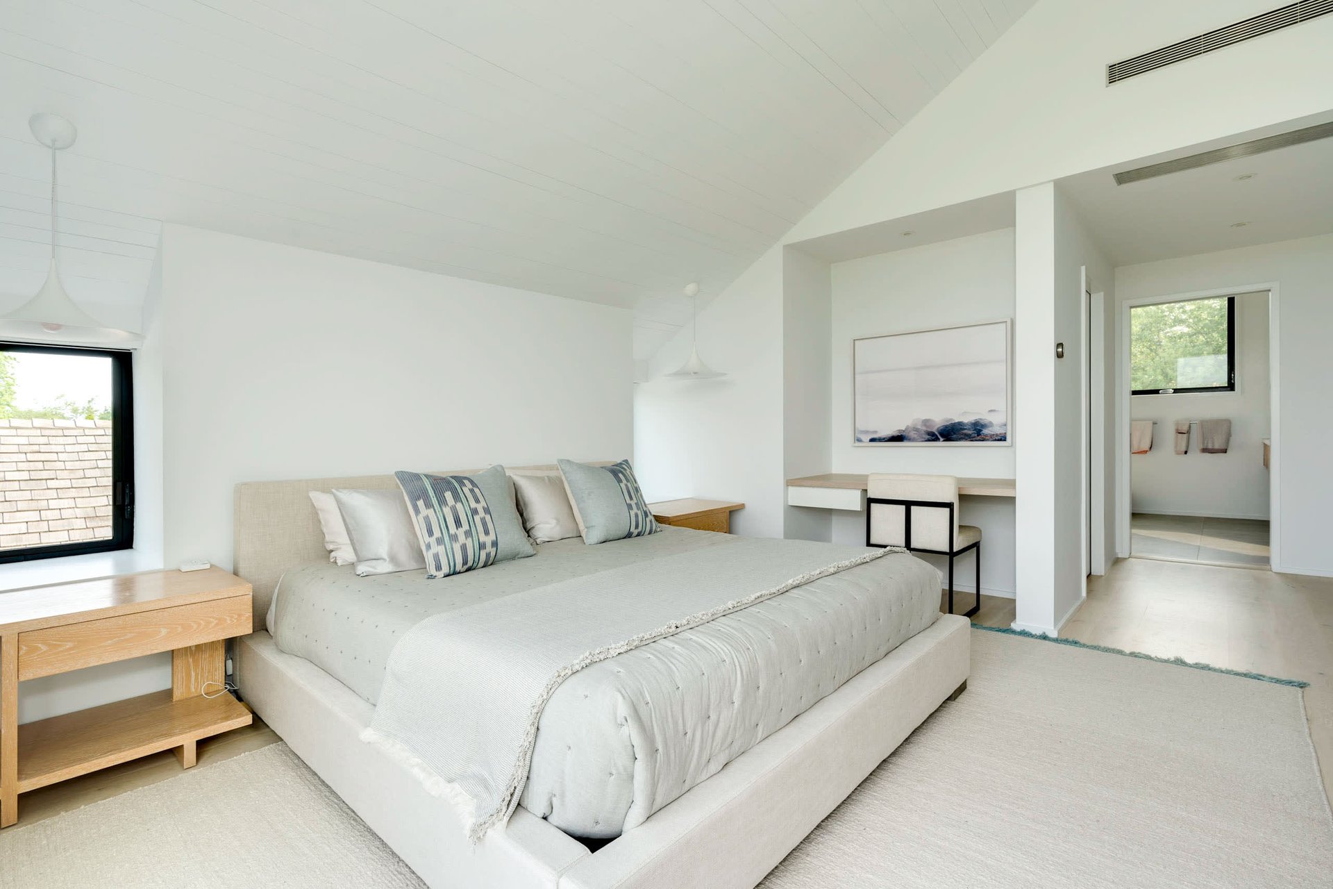 An Icon of Timeless Design in Bridgehampton Farm Country