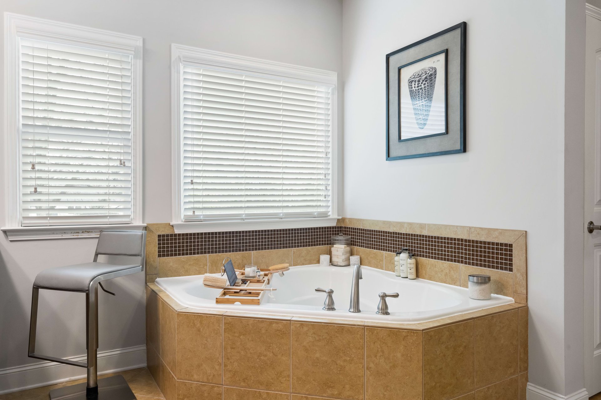 10074 Innisfree Drive, Johns Creek, Georgia 30022