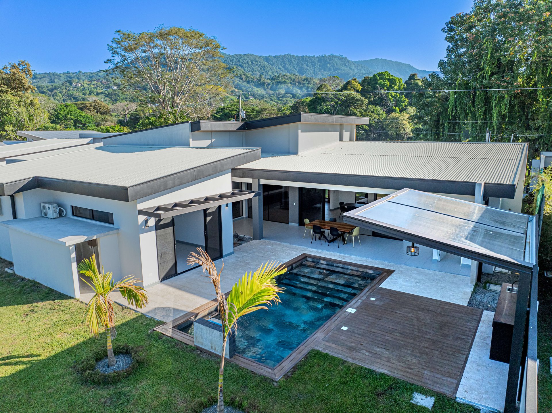 Casa Morfa: Brand New Home in Uvita's Premier Neighborhood