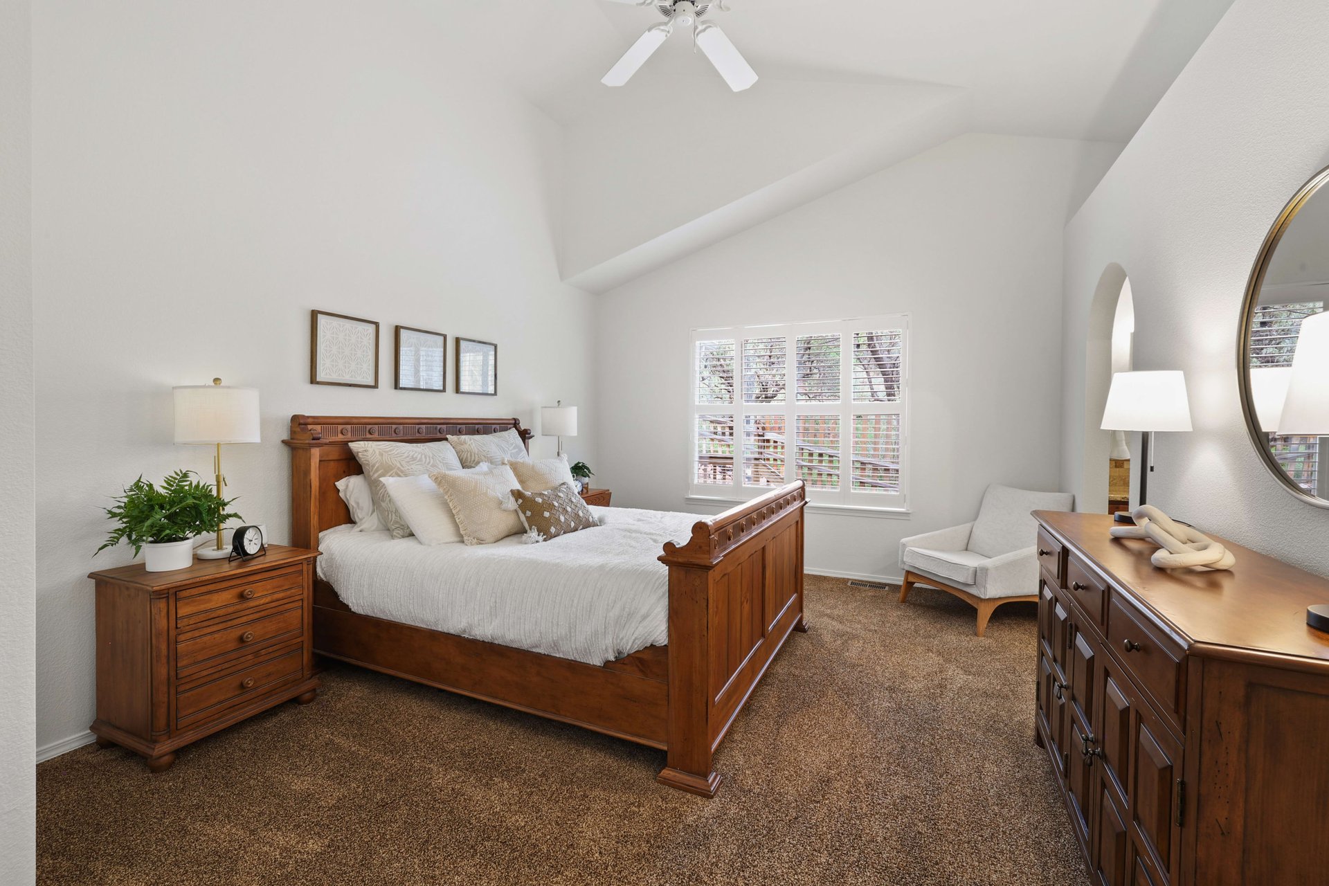 5423 Lions Gate Lane