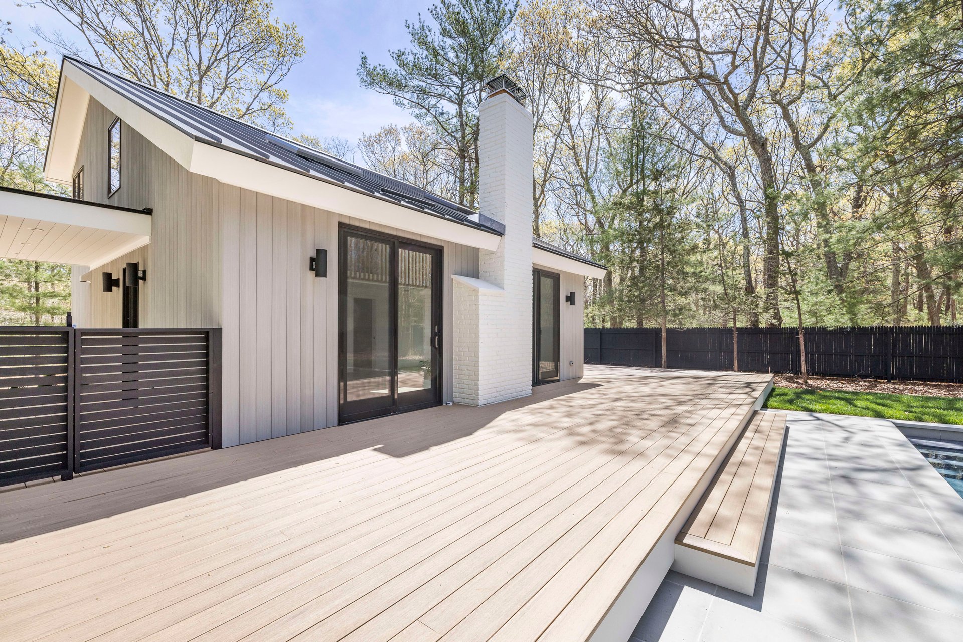 3 Malcolm Ave