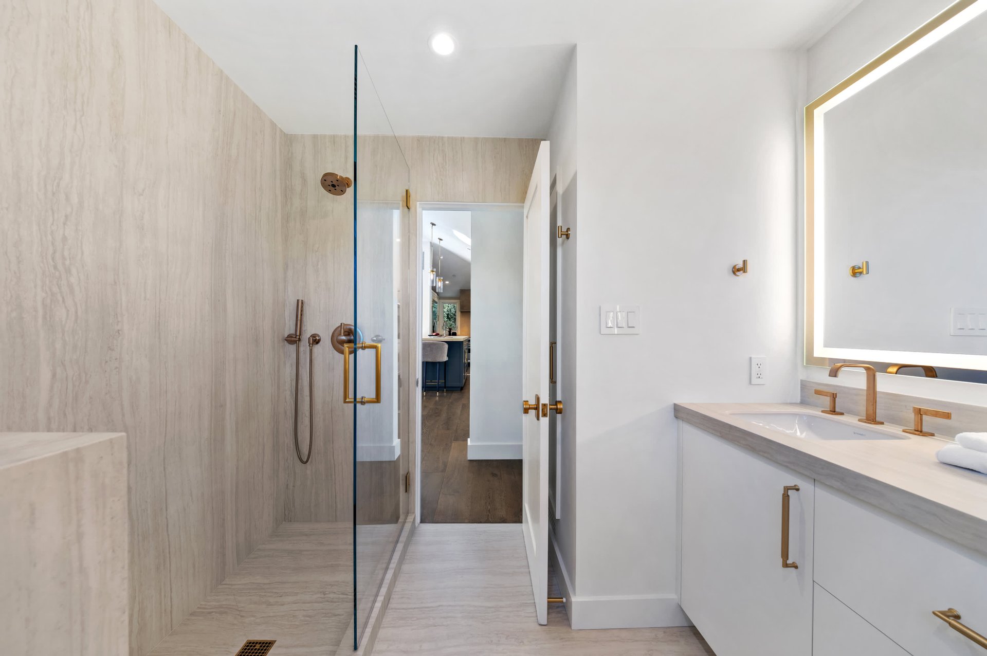Exceptional Contemporary Renovation