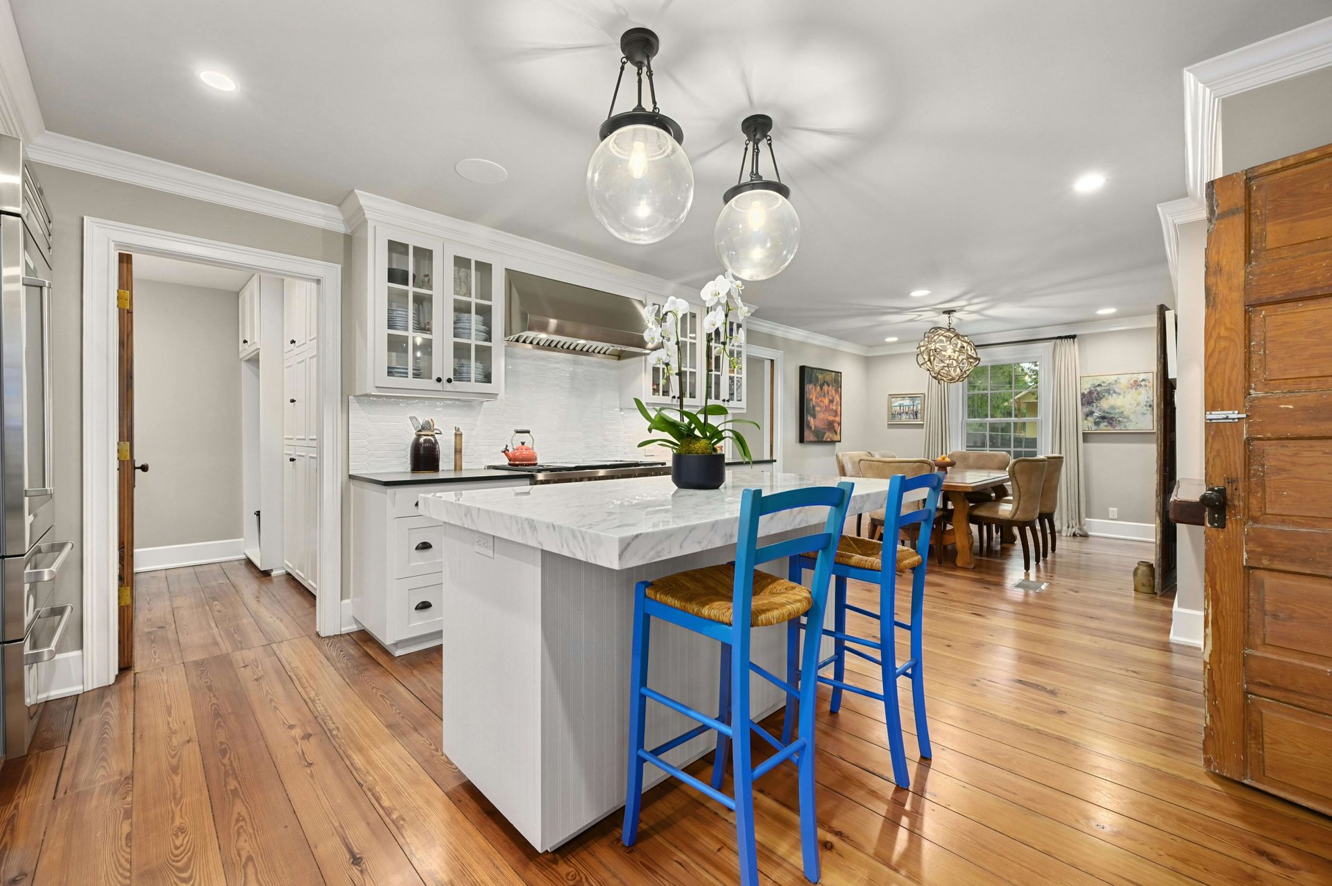 1409 W 9th Street 