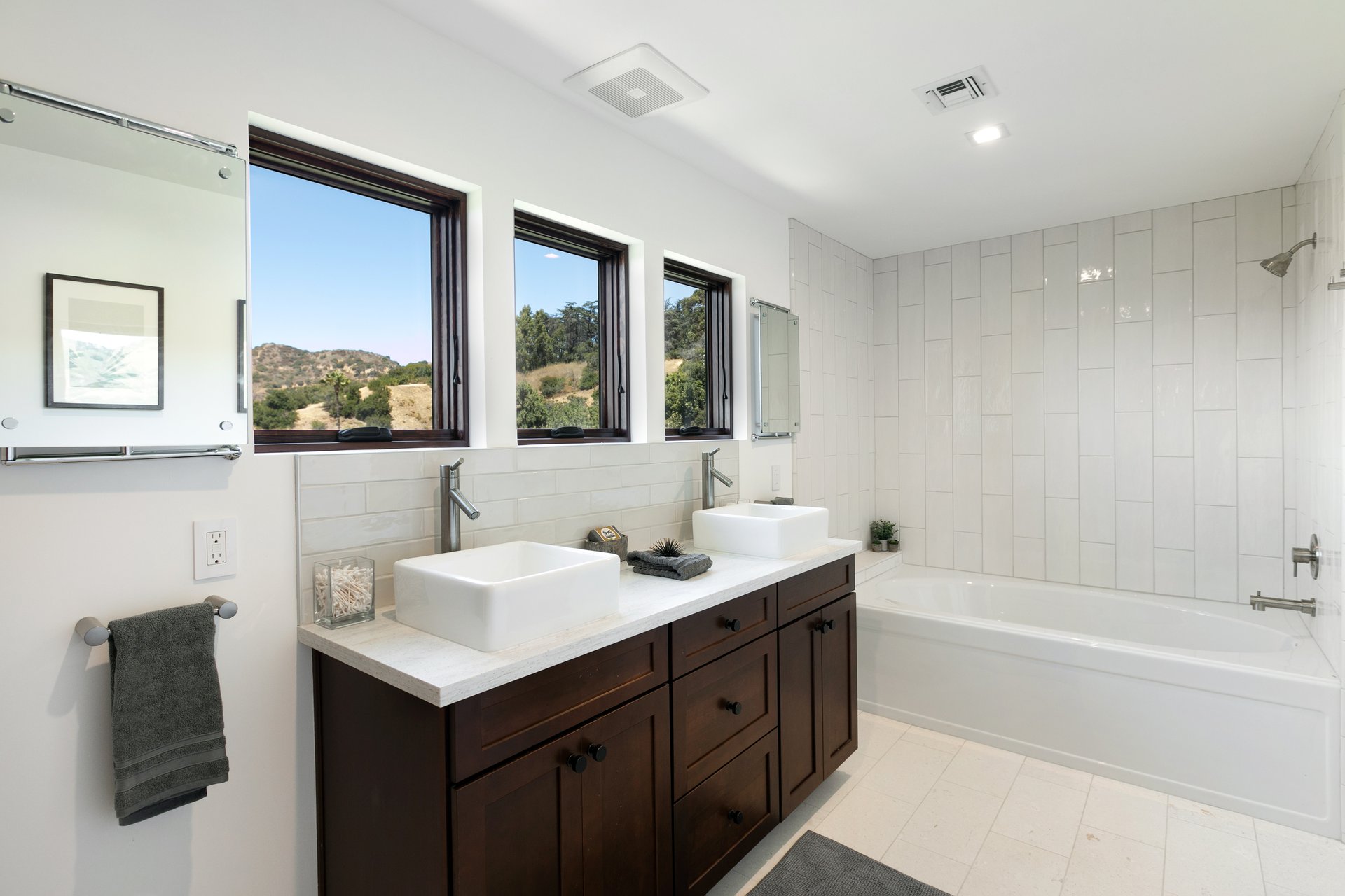 Hilltop View Retreat in Los Feliz