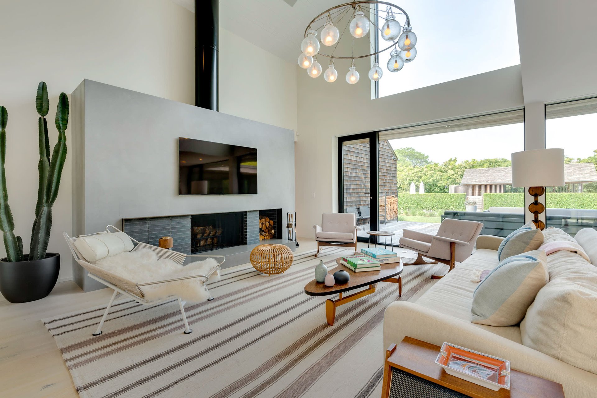 An Icon of Timeless Design in Bridgehampton Farm Country