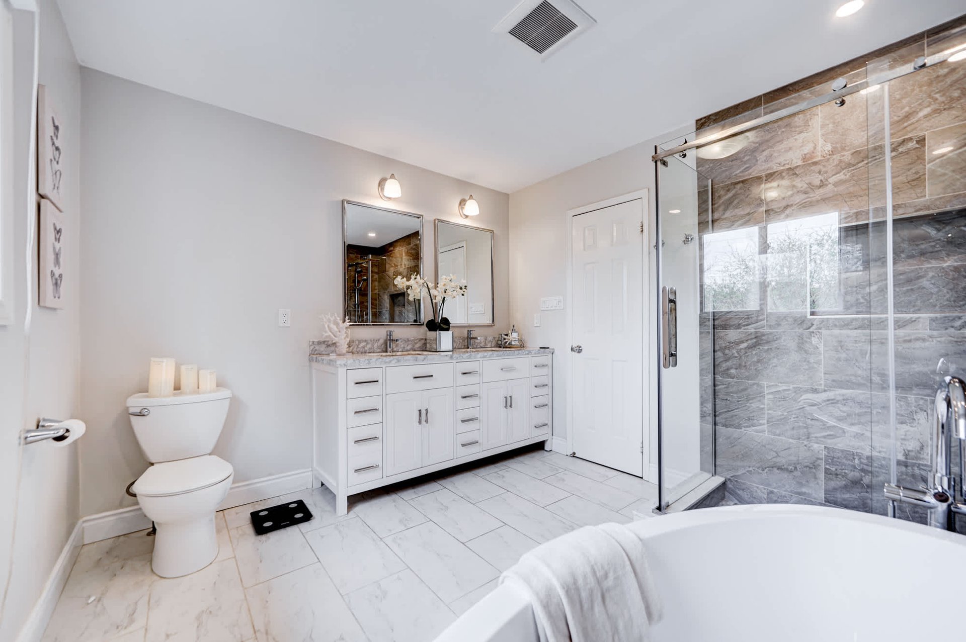 1534 Princeton Cres