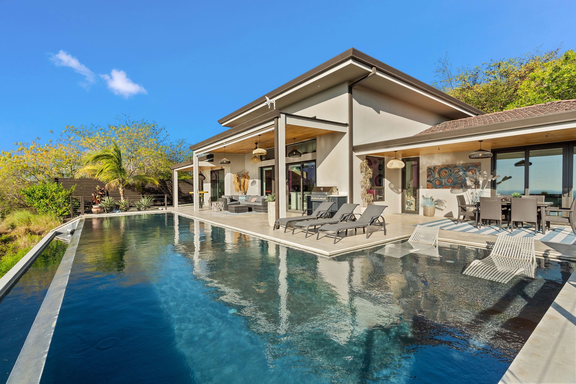Casa Malibu | Stunning home in La Jolla neighborhood