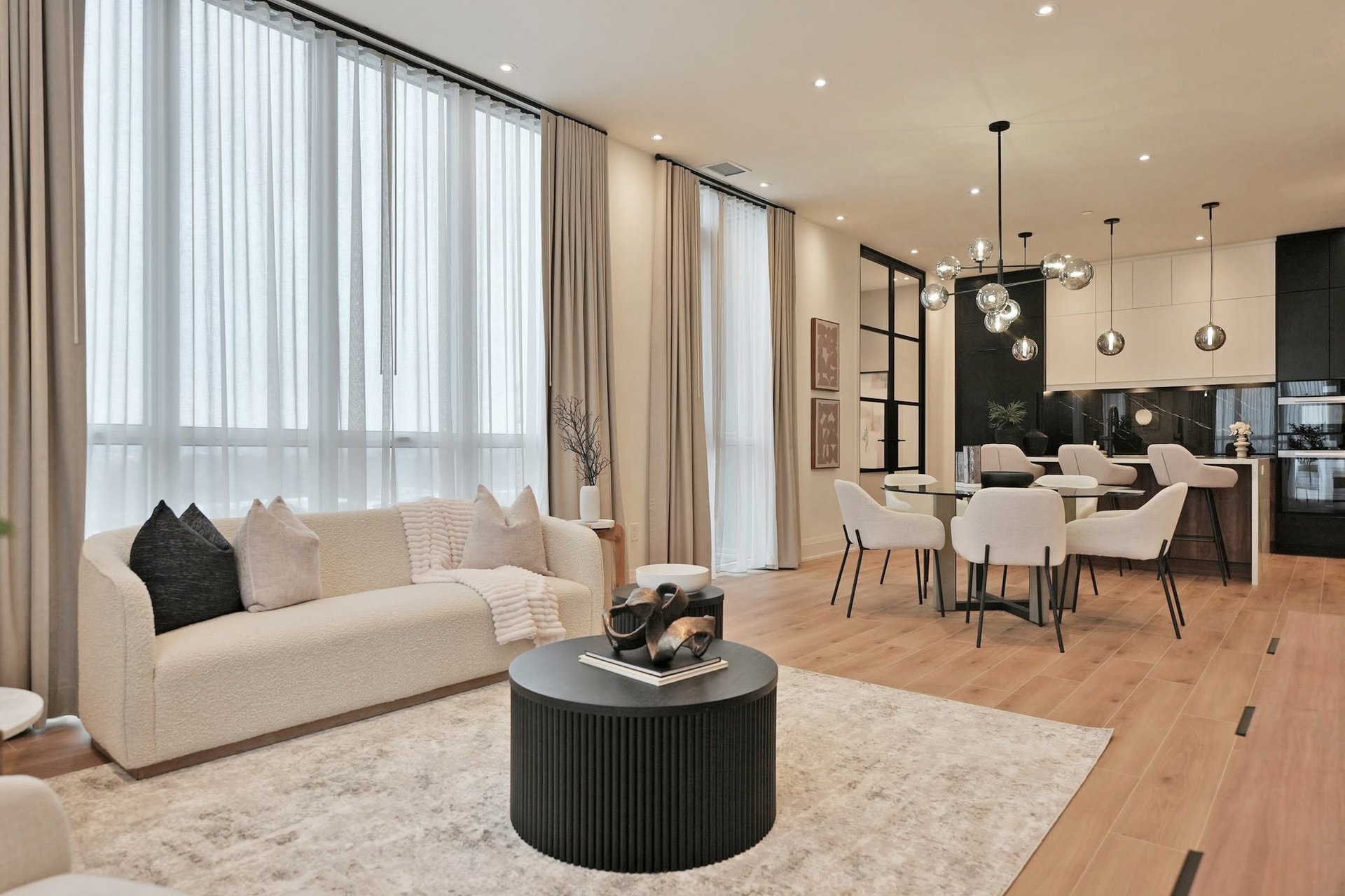 509 Dundas St W Unit: PH14