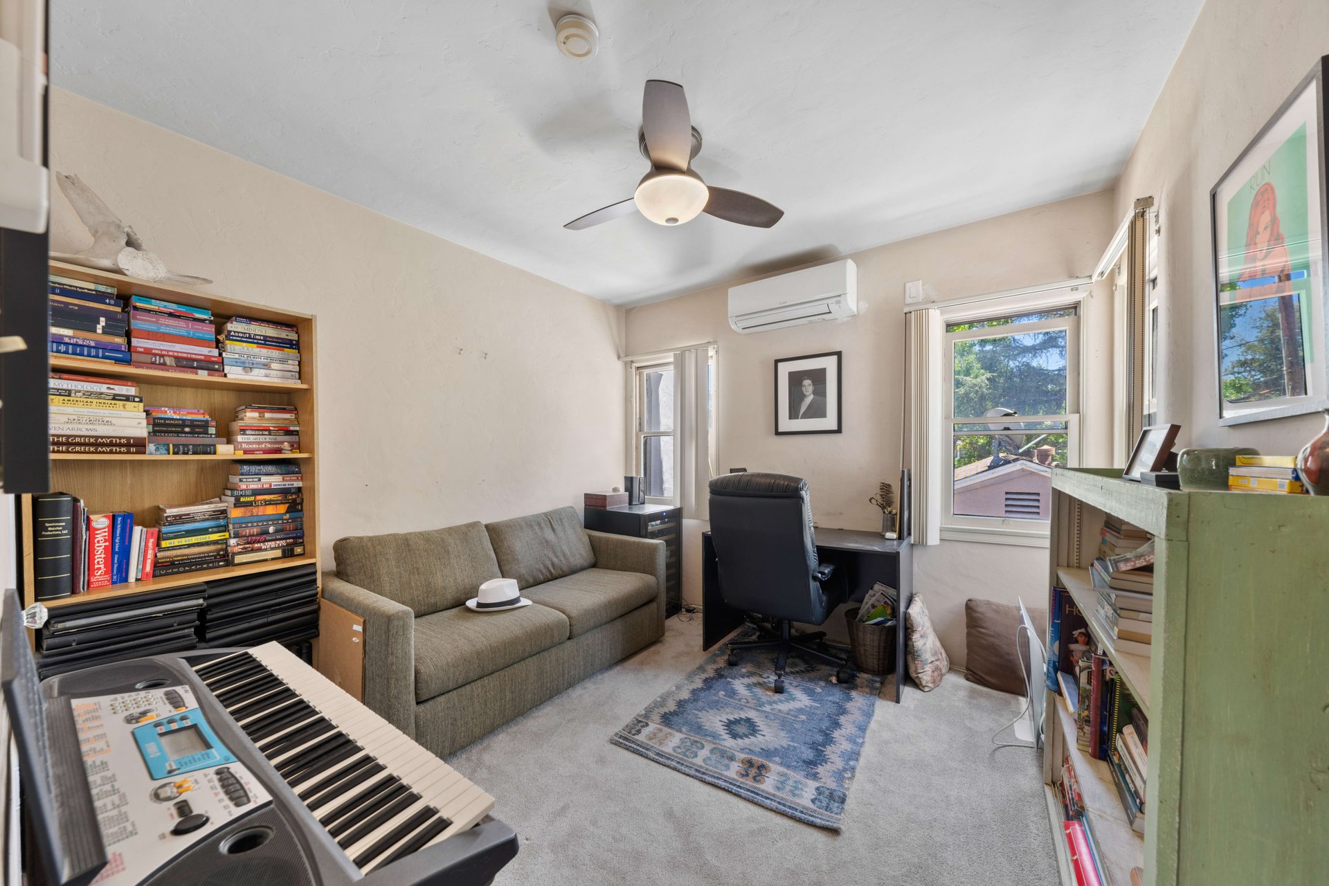 2802 Angus St, Silverlake