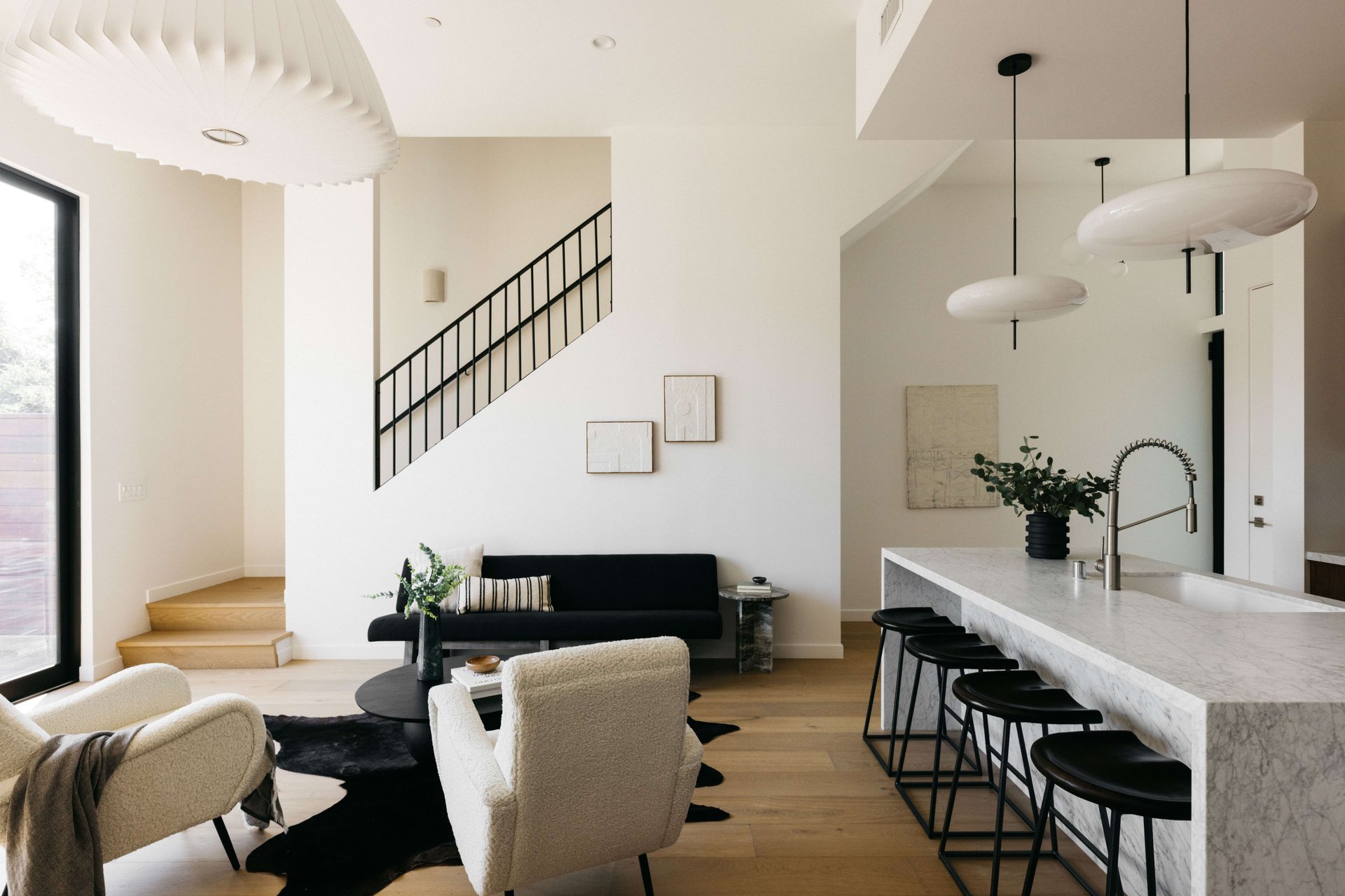 A Chic and Private New Construction in Silver Lake