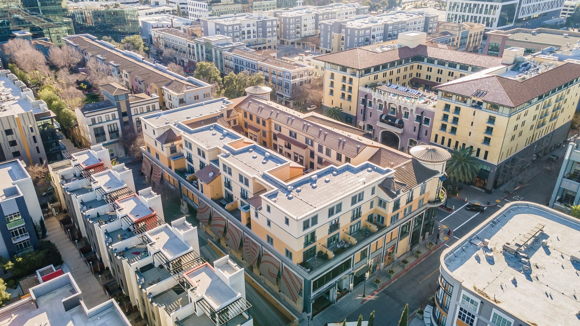 356 Santana Row APT 319