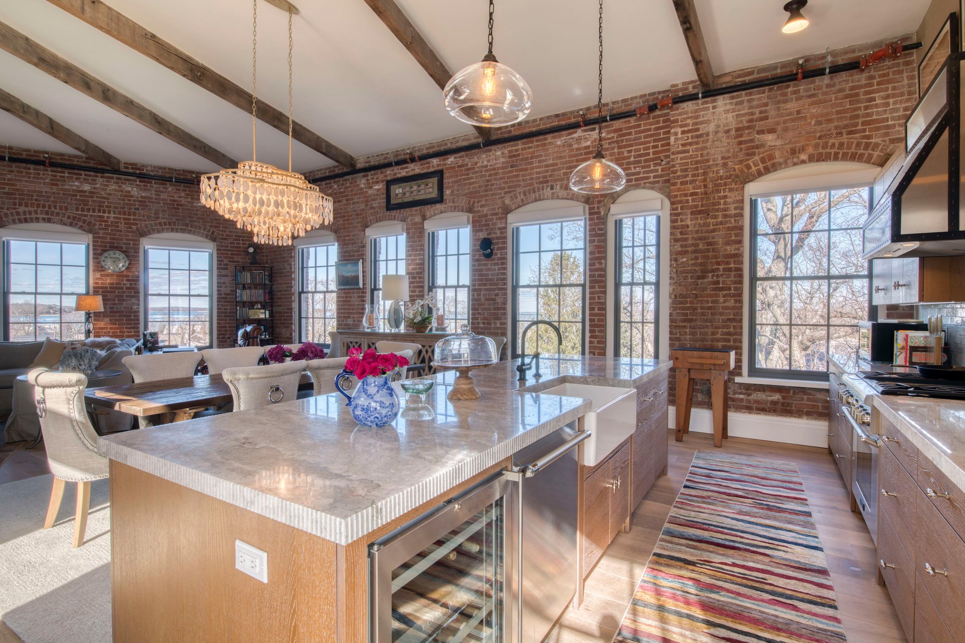 A Watchcase Flagship Penthouse With Unmatched Water Views