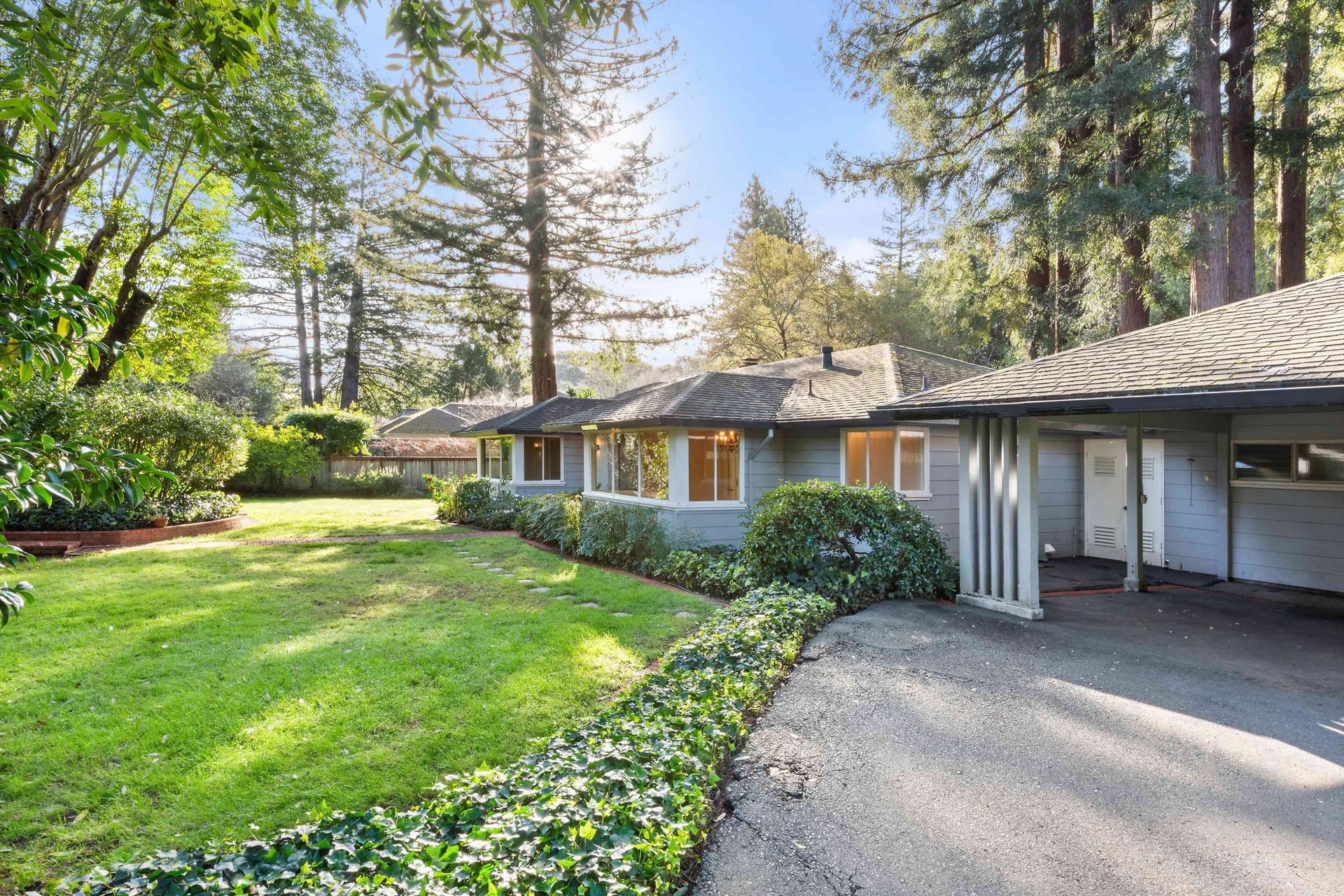 211 Woodland Rd