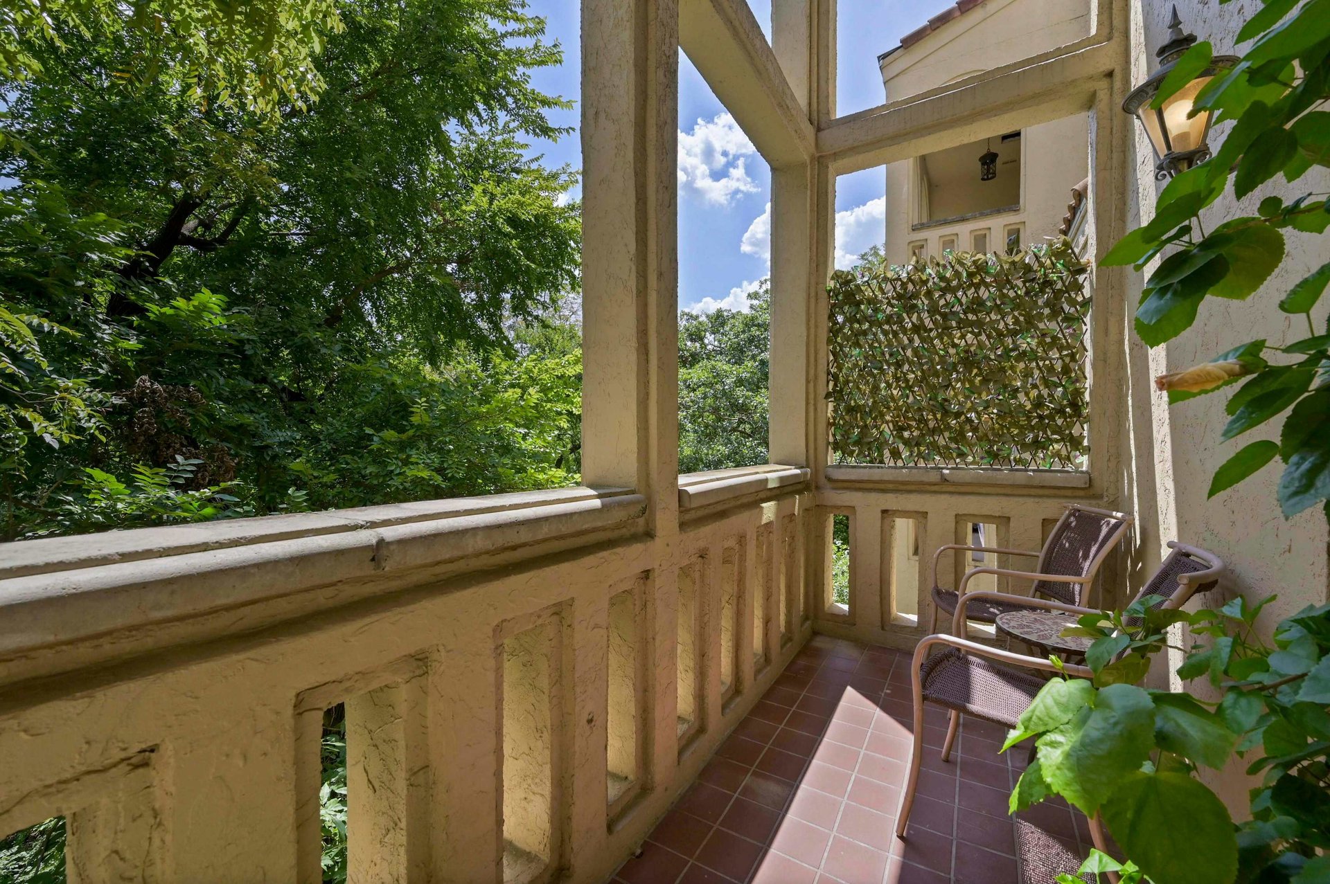 1937 Rue de St. Tropez #13