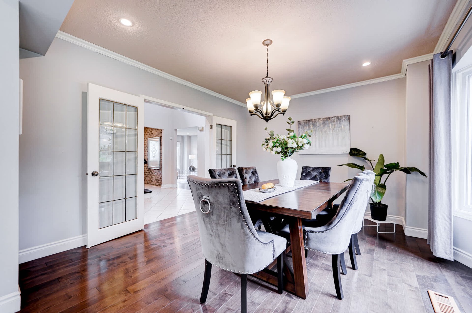 1534 Princeton Cres