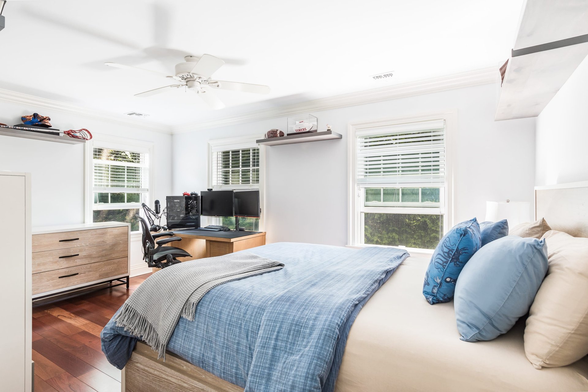 160 Ferry Rd