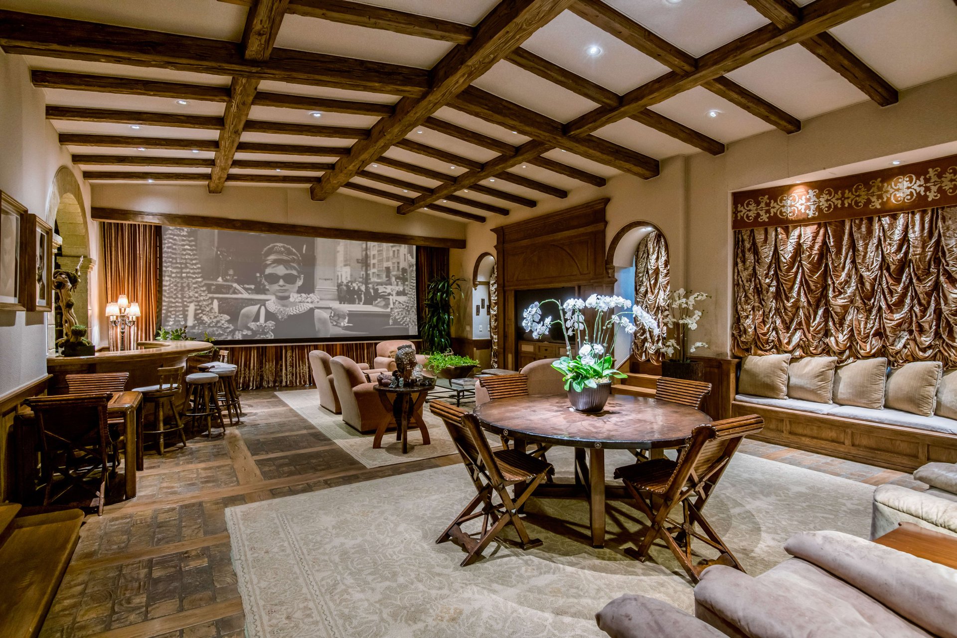 1005 Woodland Drive