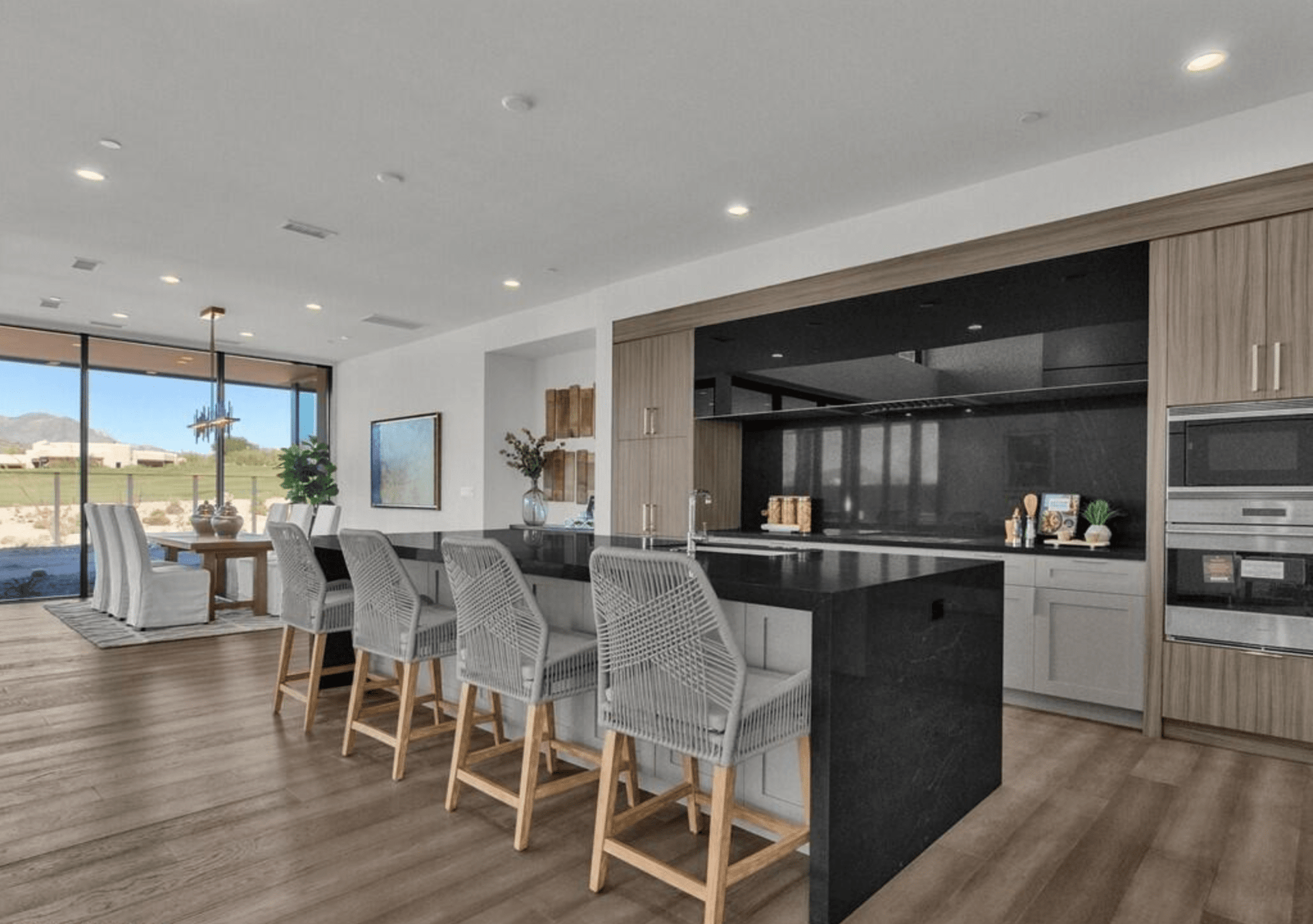 37200 N CAVE CREEK RD 1009