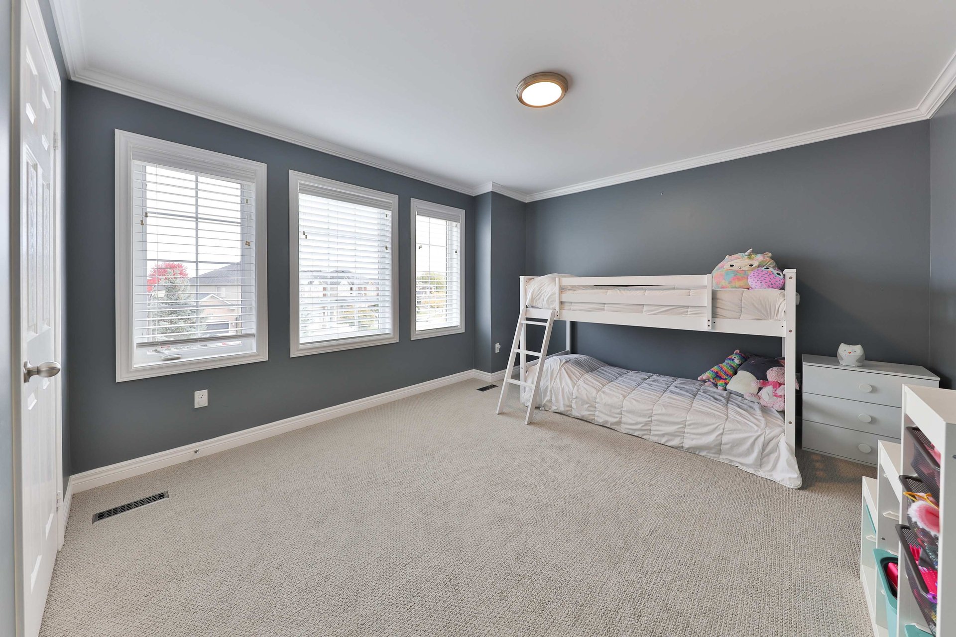 12 Grapevine Rd
