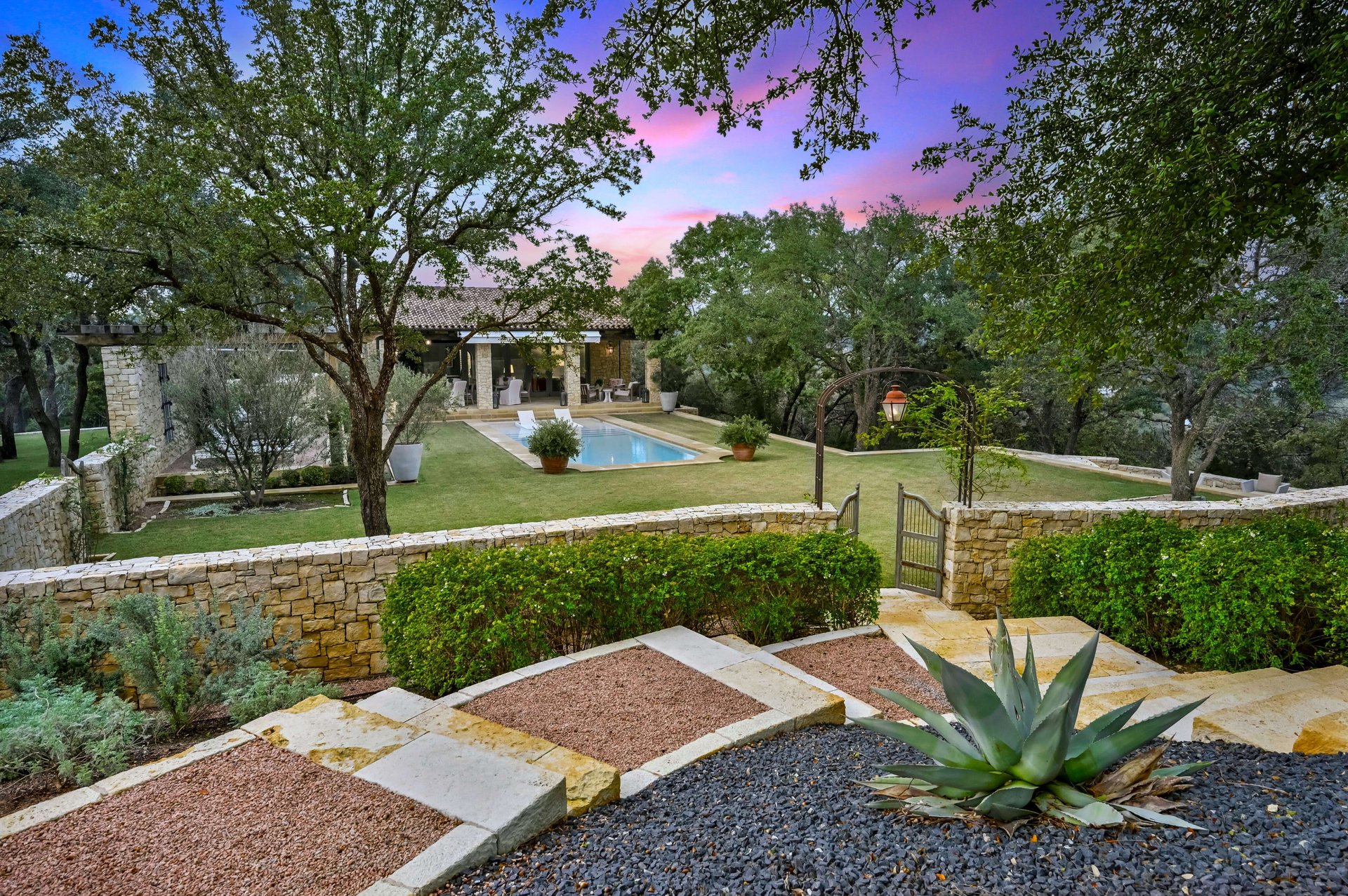 1702 Barton Creek Blvd 
