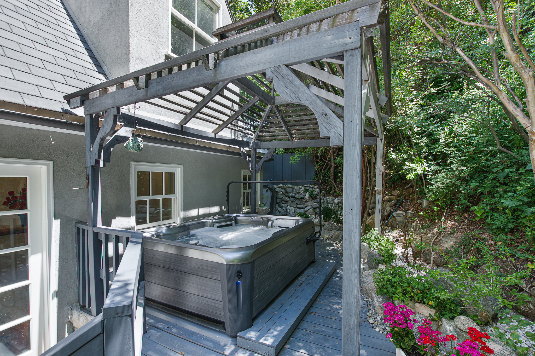 BEAUTIFULLY RESTORED, STORYBOOK CAPE COD HOME IN PRIME VERDUGO WOODLANDS.